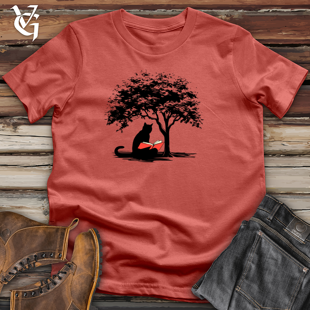 Retro Tree Reading Black Cat Cotton Tee