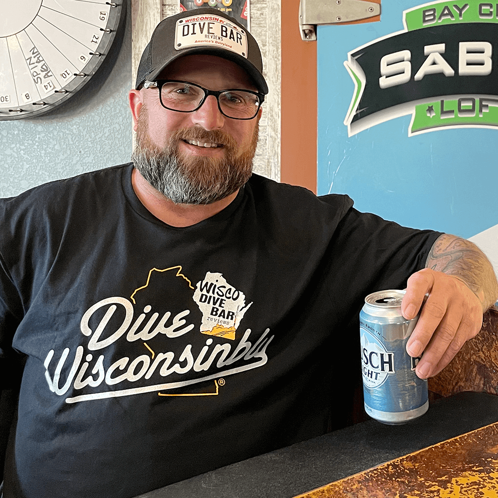 "Wisco Dive Bar Reviews" T-Shirt