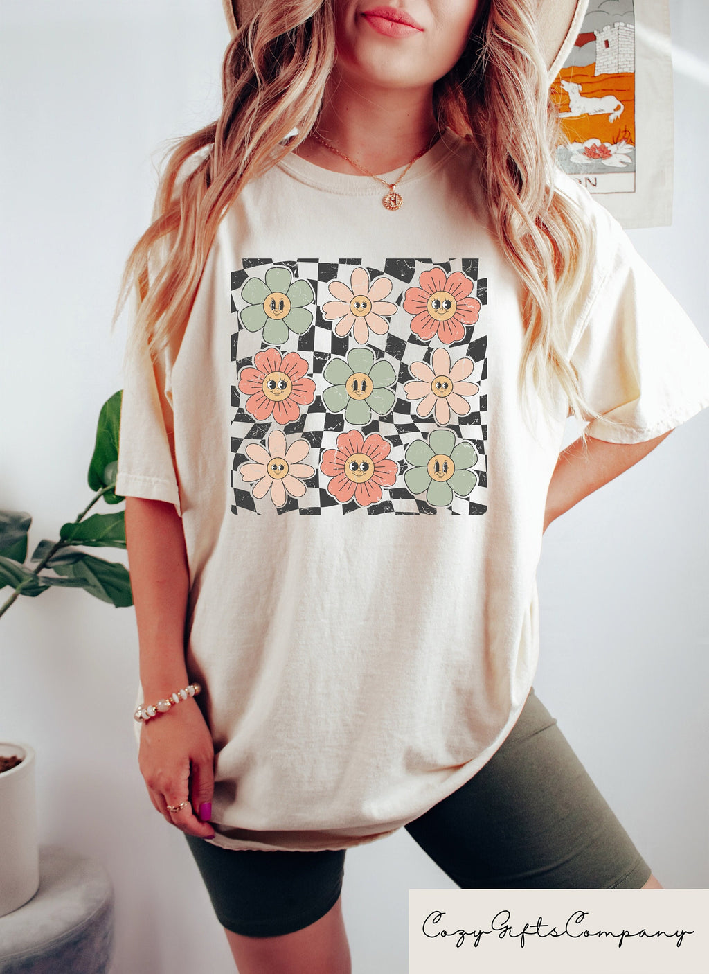 Retro Checkered Flower Retro Flowers Comfort Summer Boho Flower Boho Hippie Tee Summer (1)