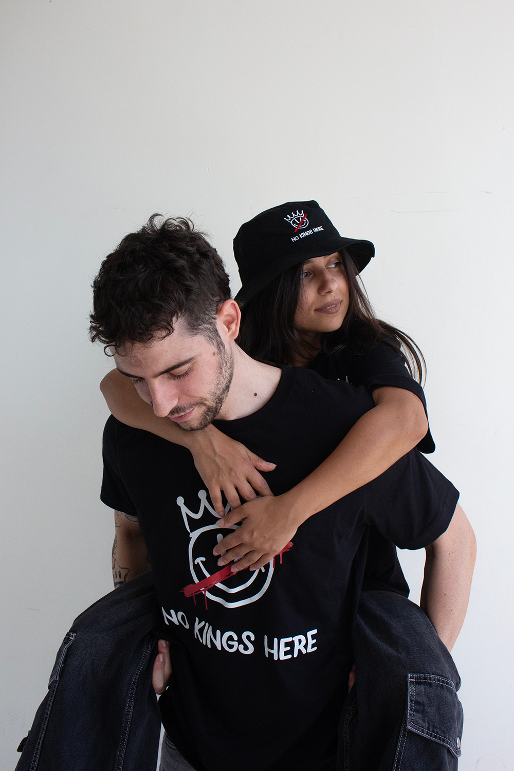 No Kings Here T-Shirt (Black) Hoodie, Sweatshirt | CiraTrend.com (Image 3)