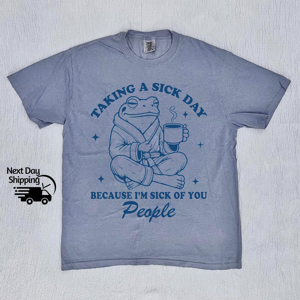 Retro Sarcastic Frog 90s Vintage Frog Retro Washed Distressed Tee Teenager Tee (2)