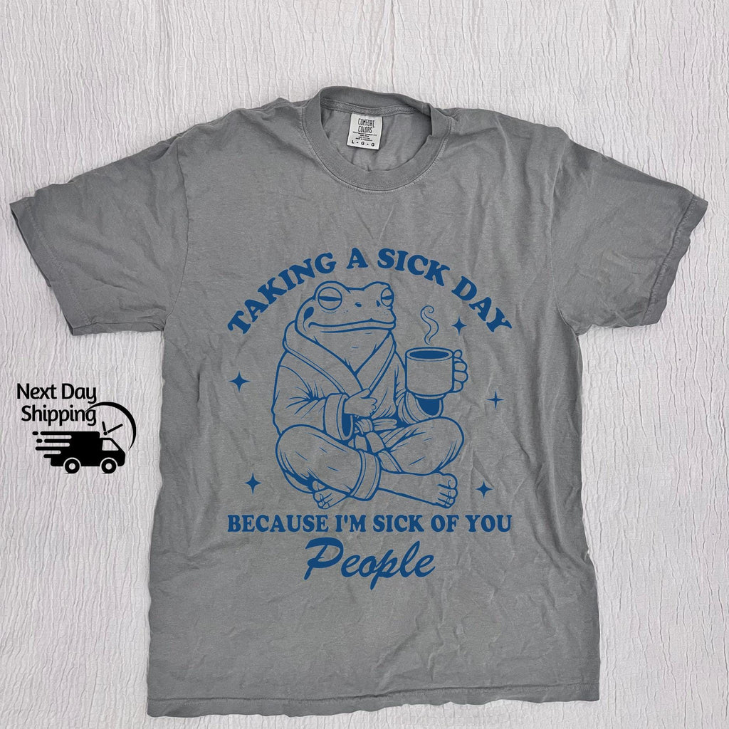 Retro Sarcastic Frog 90s Vintage Frog Retro Washed Distressed Tee Teenager Tee (3)