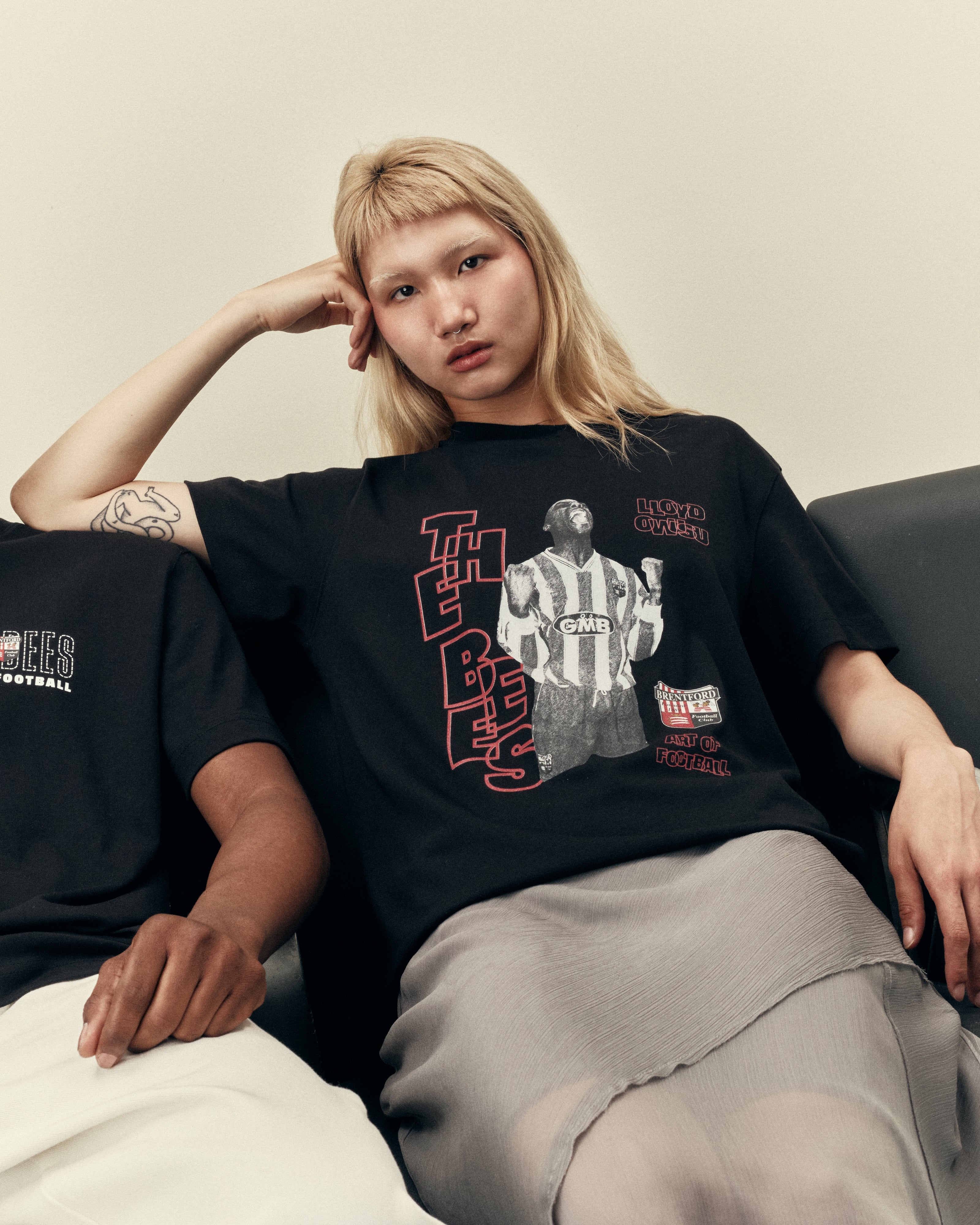 Brentford Owusu Black Tee Hoodie, Sweatshirt | CiraTrend.com (Image 3)