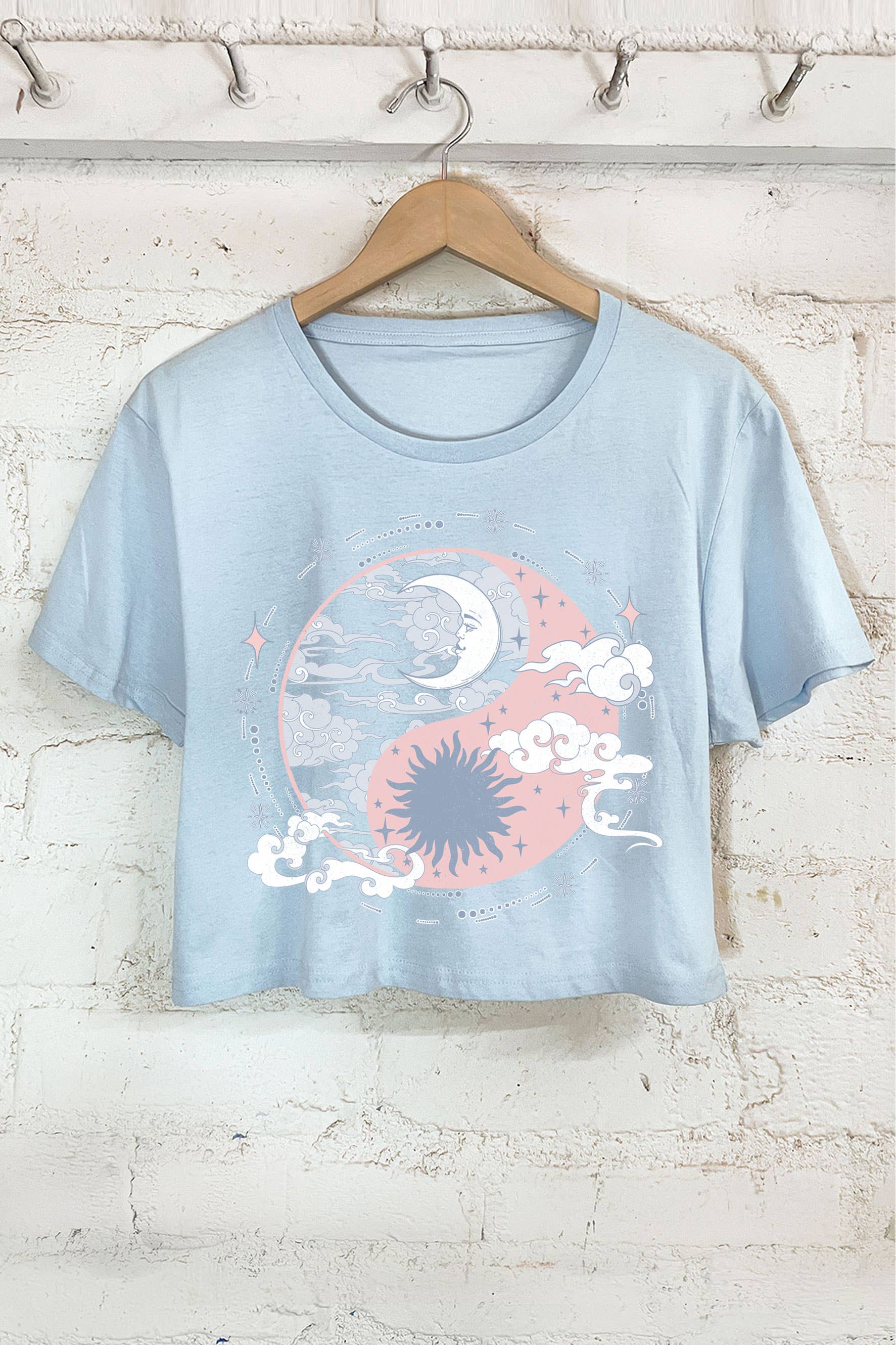 Sun and Moon Dreamer Graphic Short Crop Top