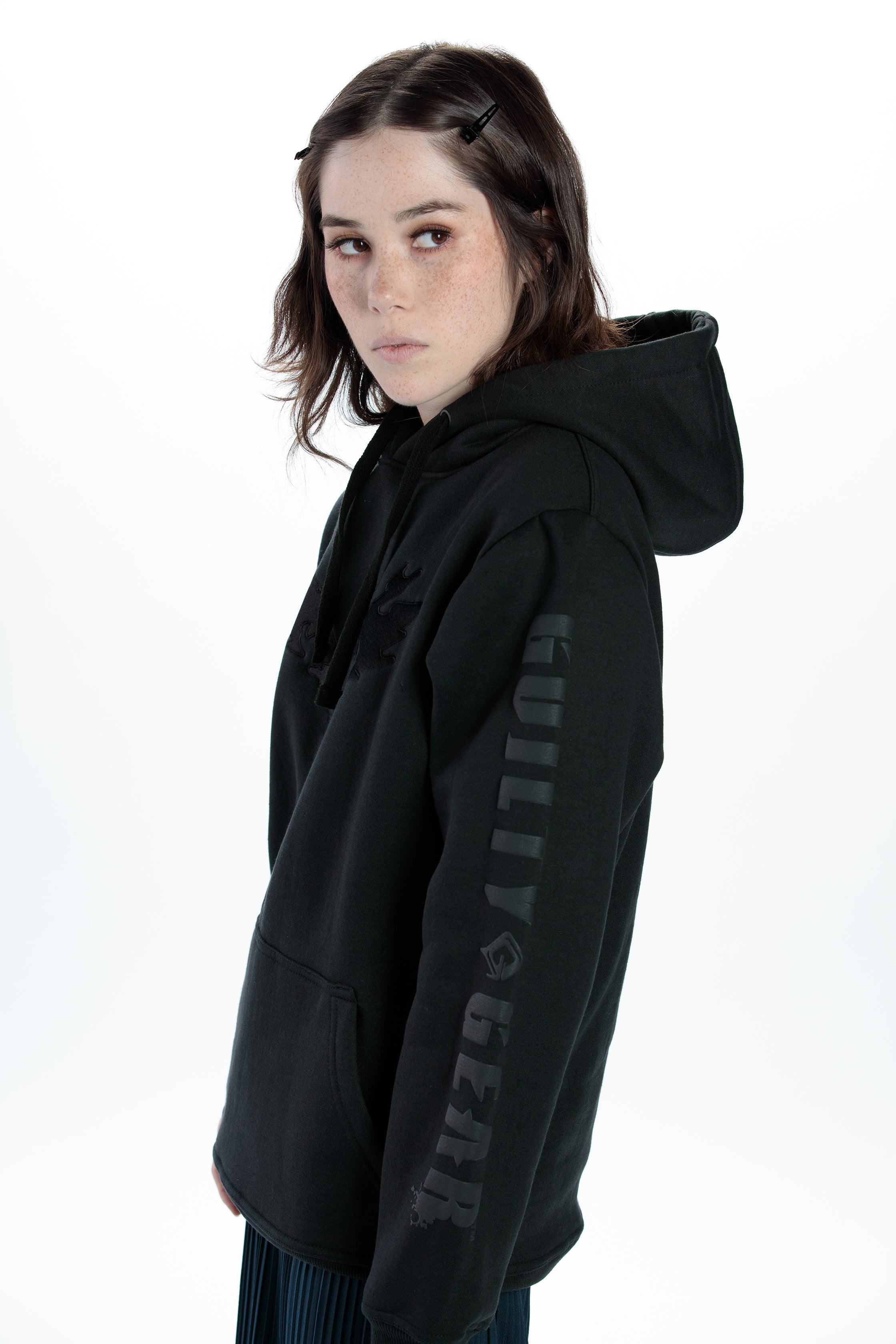 GUILTY GEAR - 'Strive Crest' Premium Embroidered Pullover Hoodie - Black T-Shirts, Sweatshirt | CiraTrend.com (Image 3)