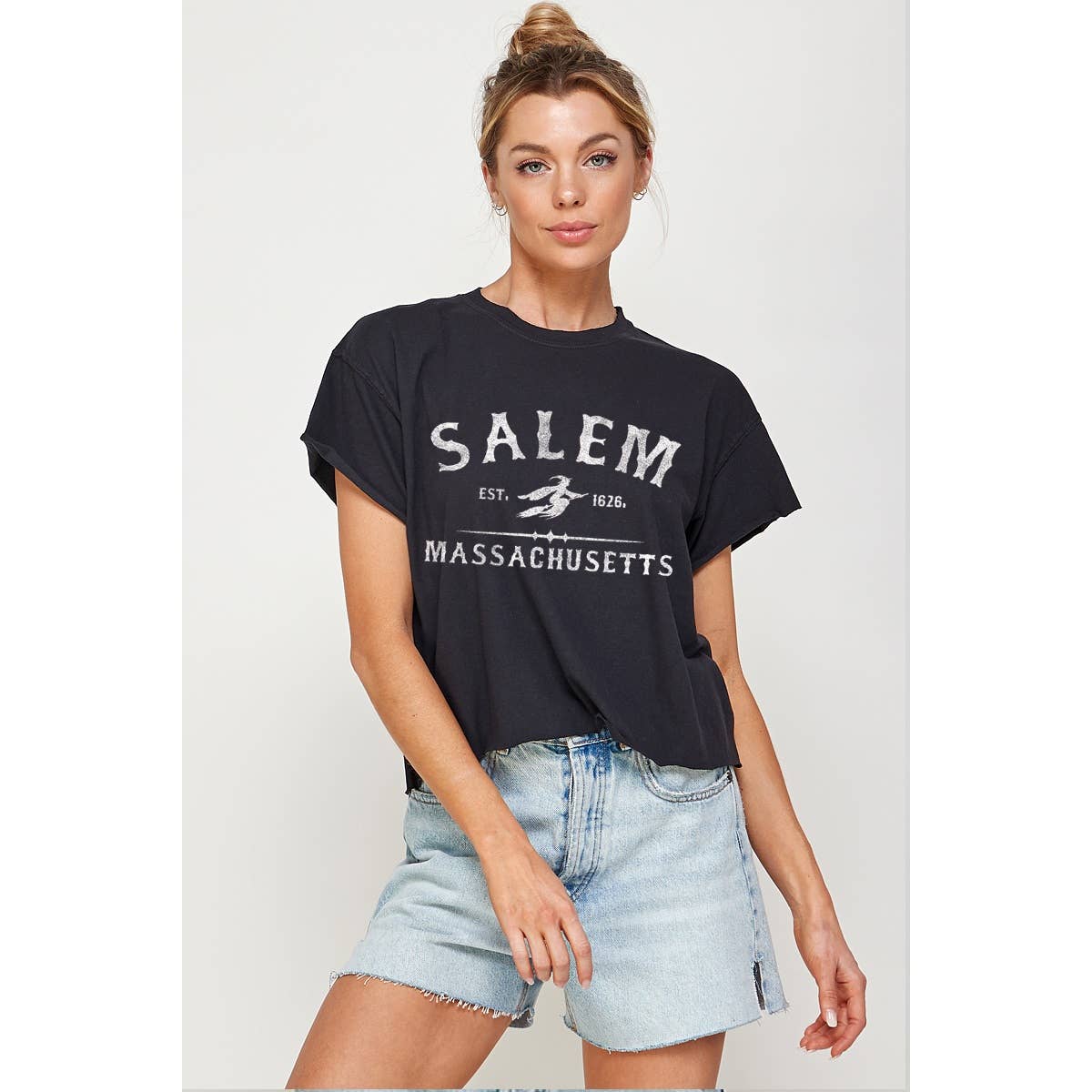 Salem Massachusetts Vintage Graphic Crop Top