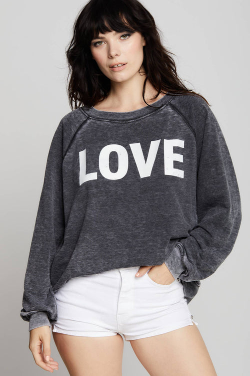 2187 - Love Sweatshirt