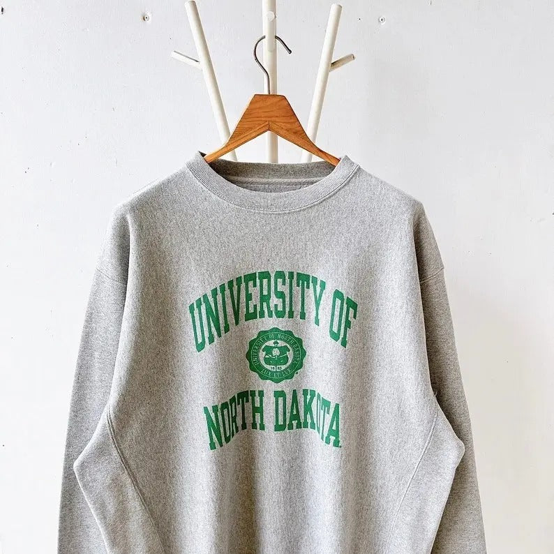 90s University of North Dakota UND crewneck sweatshirt