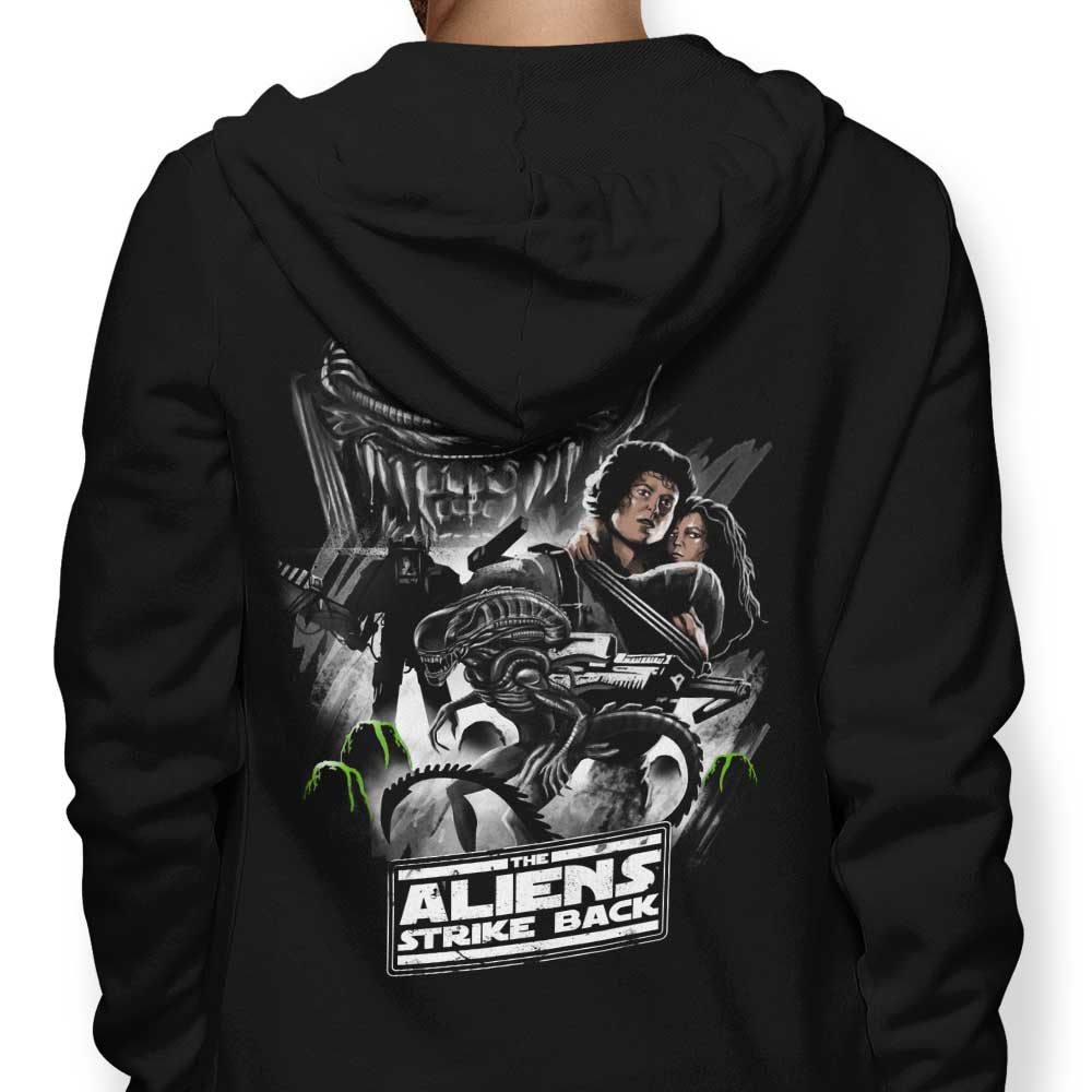 Aliens Strike Back - Hoodie T-Shirts, Sweatshirt | CiraTrend.com (Image 1)