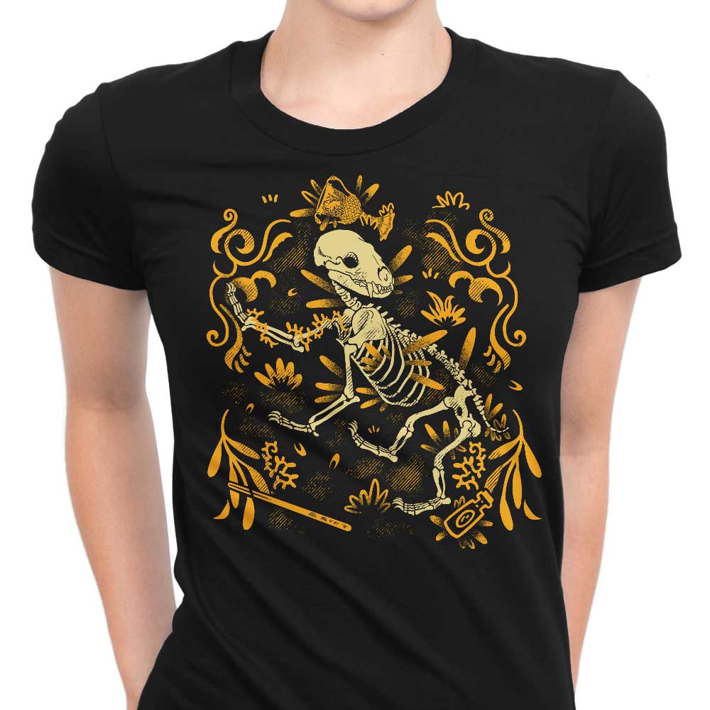 Badger Fossil - Women's Apparel T-Shirts, Hoodie, Sweatshirt | CiraTrend.com (Image 1)