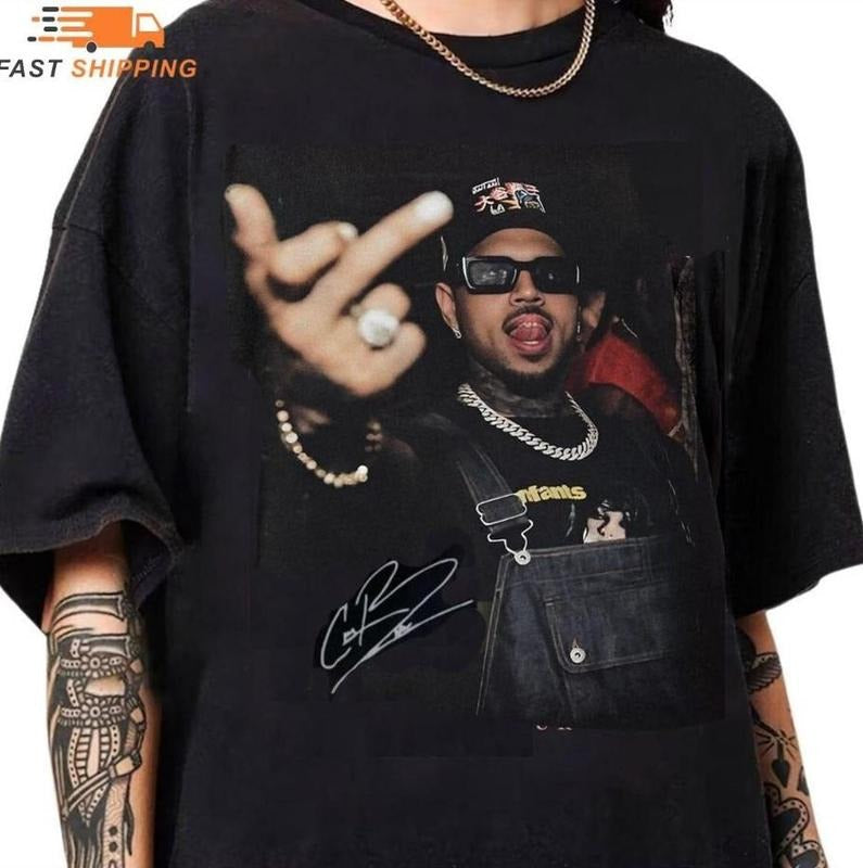 Breezy Bowl XX 2025 Tour Tee Vintage CB Middle Finger Shirt Casual Streetwear Styles Summer Trendy