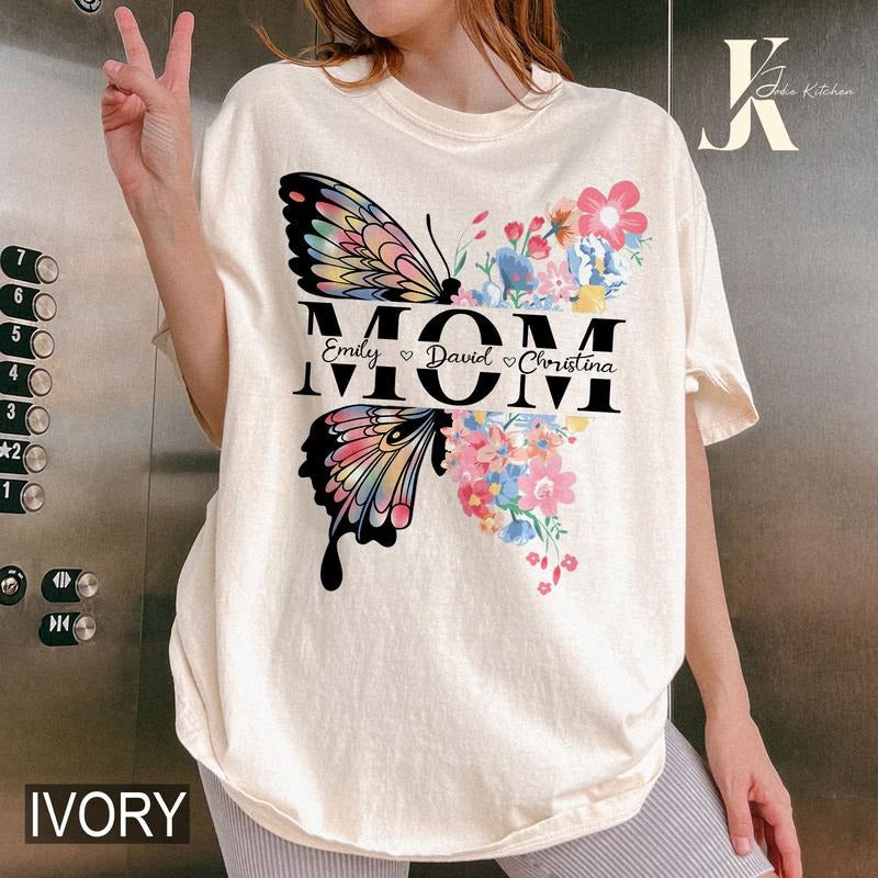Butterfly Mom Shirt, Floral Mama Tee, Mothers Day T-shirt, Mom Shirt, Mother Sweatshirt, Mom Life Shirt, Custom Mom Tee,...