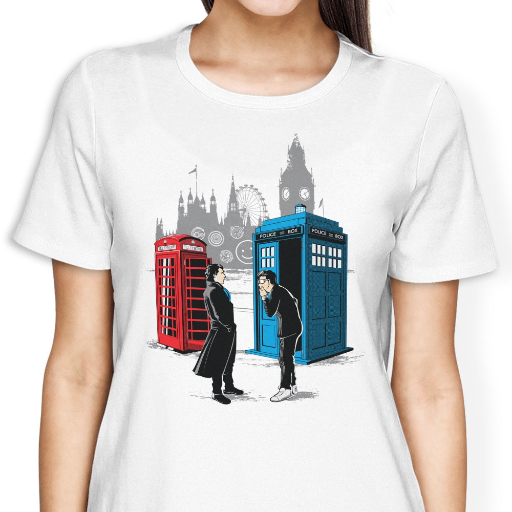 Cabins Collide - Women's Apparel T-Shirts, Hoodie, Sweatshirt | CiraTrend.com (Image 1)