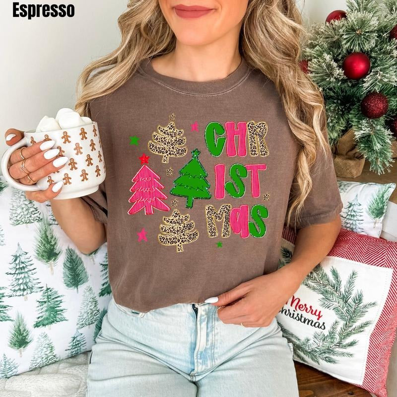 Christmas Cheetah & Colors Comfort Colors T-Shirt 'NLB' Hoodie, Sweatshirt | CiraTrend.com