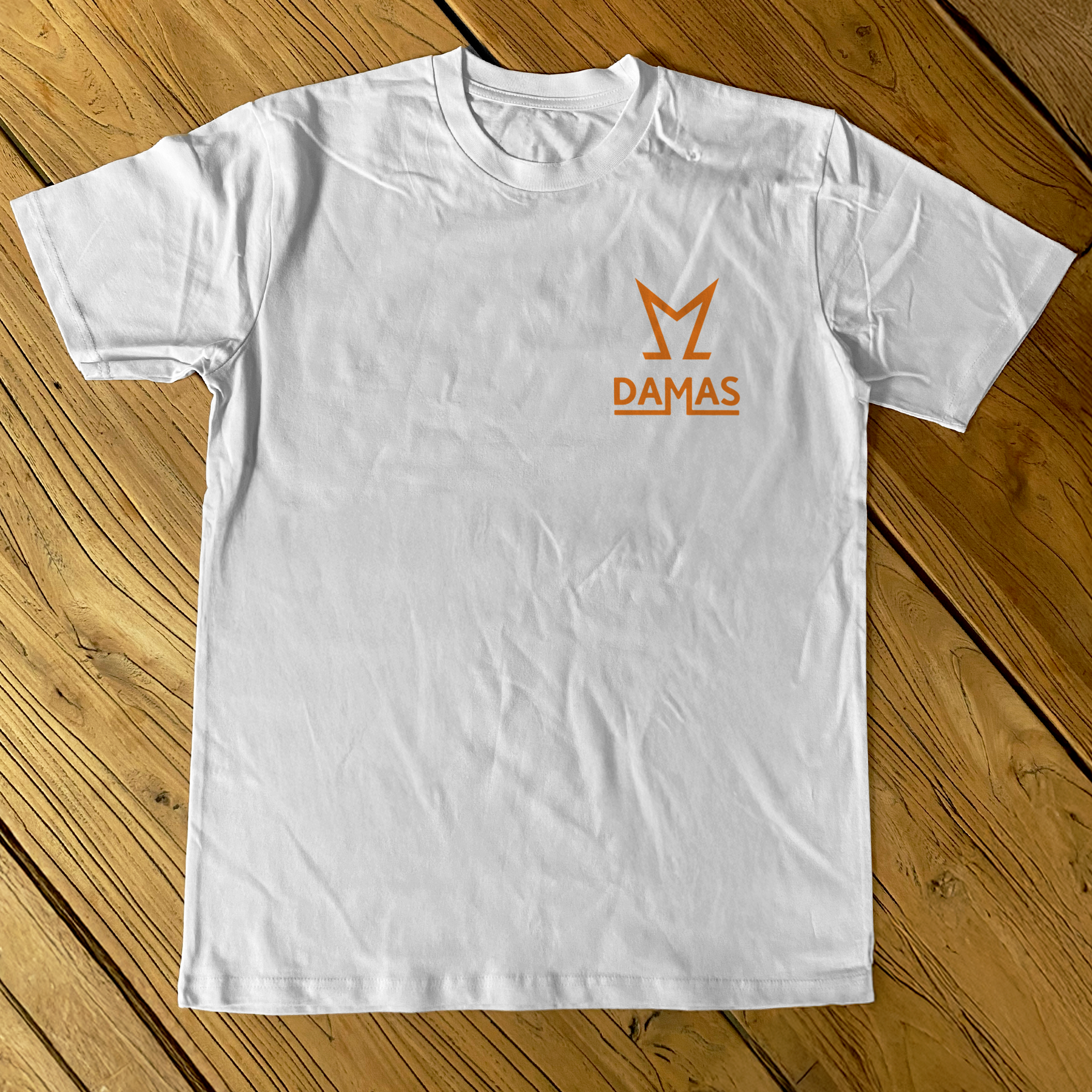 1935 'DAMAS WATCH' SWITZERLAND HEAVYWEIGHT WHITE T-SHIRT Hoodie, Sweatshirt | CiraTrend.com (Image 3)