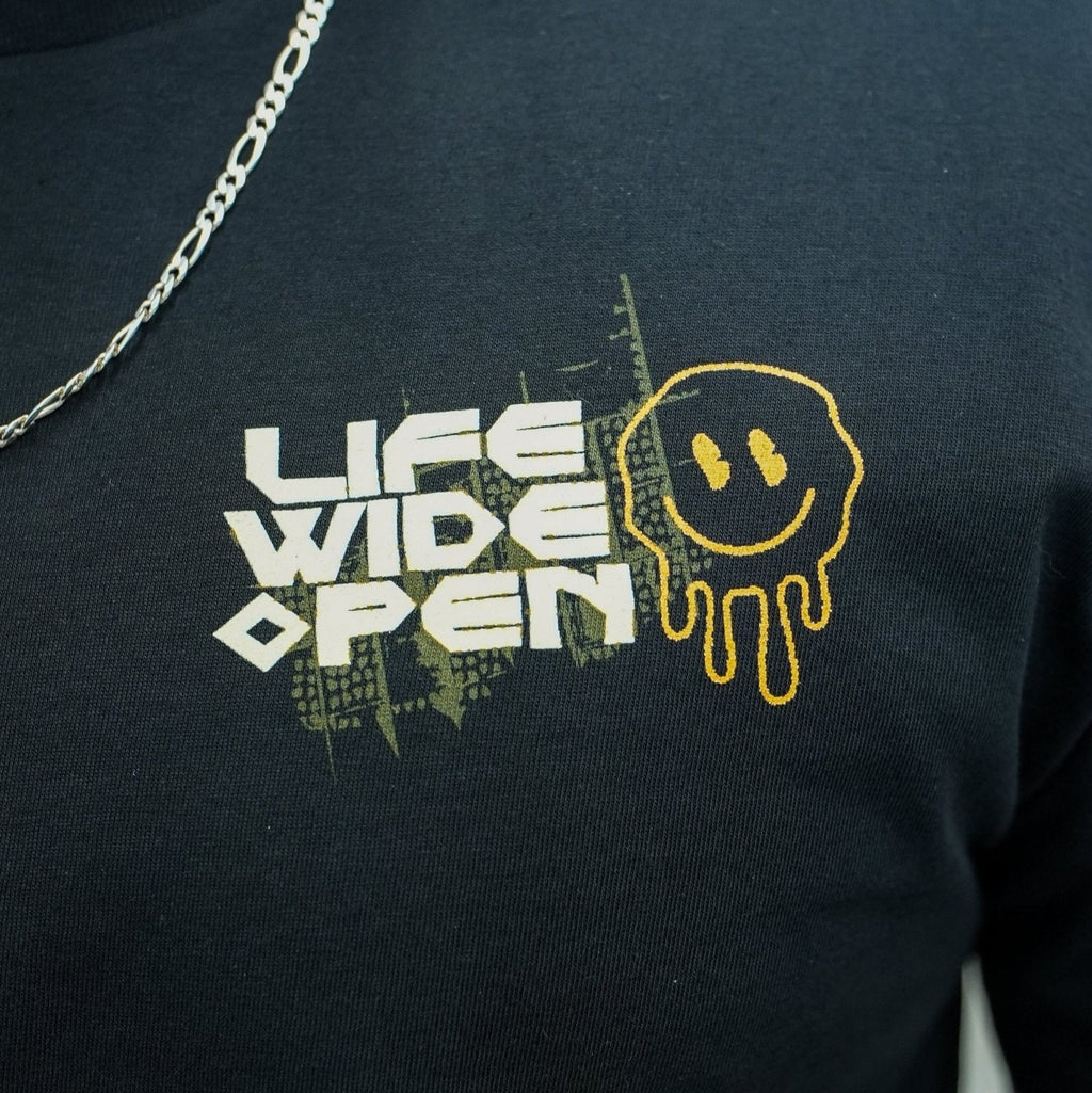 Icon Tee Hoodie, Sweatshirt | CiraTrend.com (Image 4)