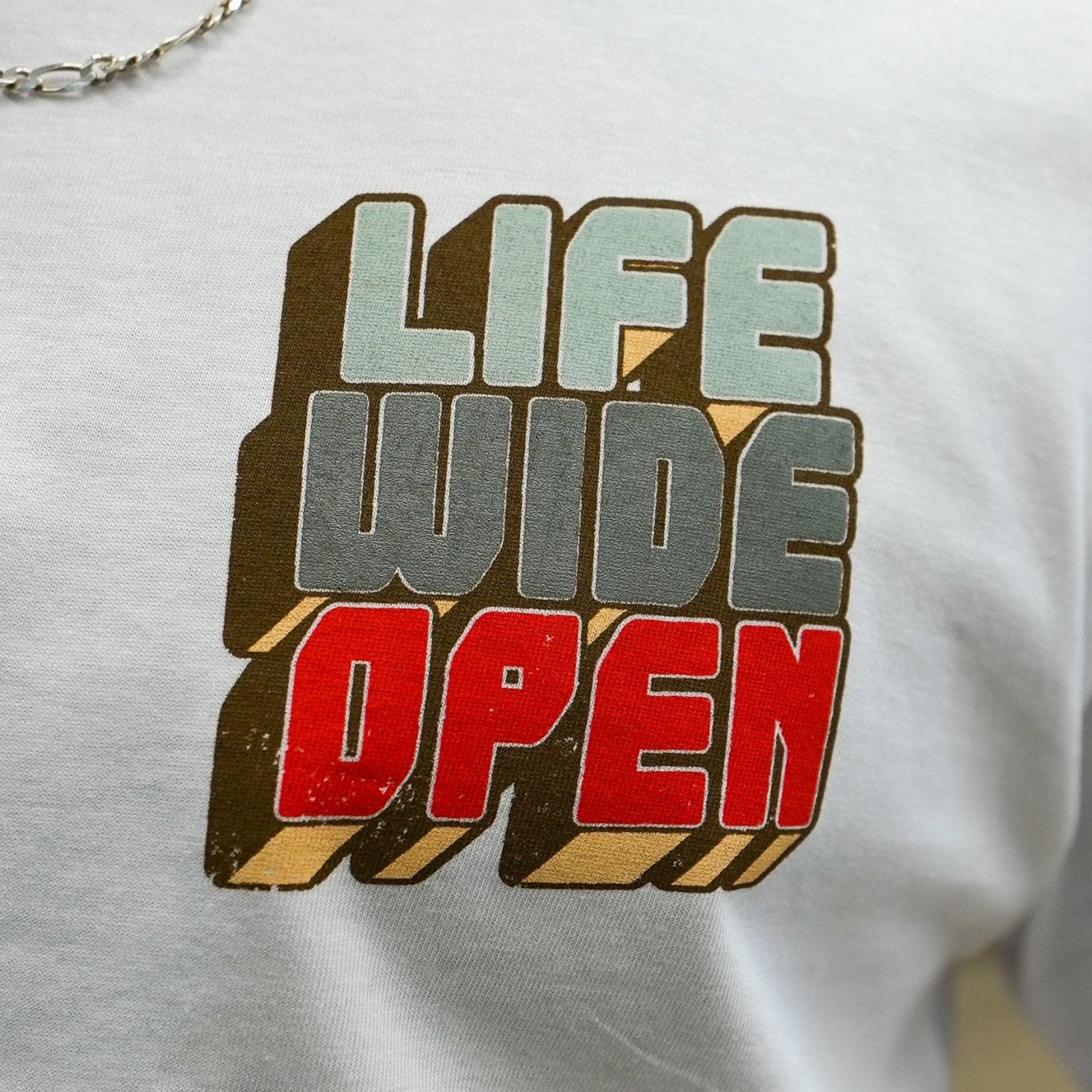 Postcard Tee Hoodie, Sweatshirt | CiraTrend.com (Image 4)
