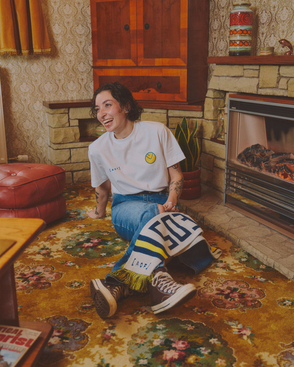 AOF x LUFC Smiley Tee Hoodie, Sweatshirt | CiraTrend.com (Image 5)