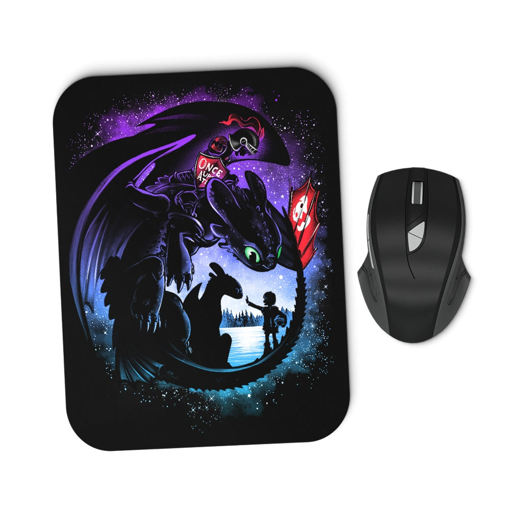 Dragons and Tees - Mousepad Hoodie, Sweatshirt | CiraTrend.com (Image 1)