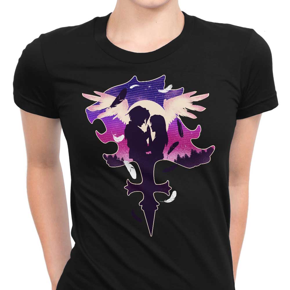 Eyes on Me - Women's Apparel T-Shirts, Hoodie, Sweatshirt | CiraTrend.com (Image 1)