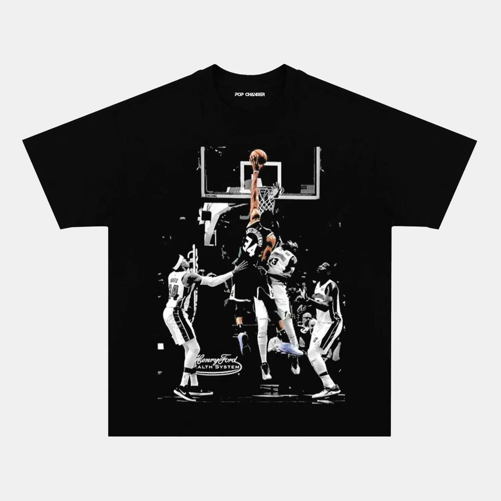 GIANNIS ANTETOKOUNMPO TEE 1.0 Hoodie, Sweatshirt | CiraTrend.com (Image 1)