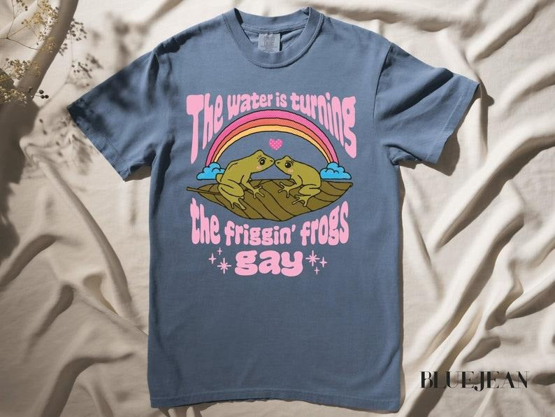 Gay Frog Lovers T-Shirt, Lesbian Frogs, LGBTQ Pride Tee, Pride Shirt, Bisexual Pride, Pansexual Pride, Gay Pride Outfit,...