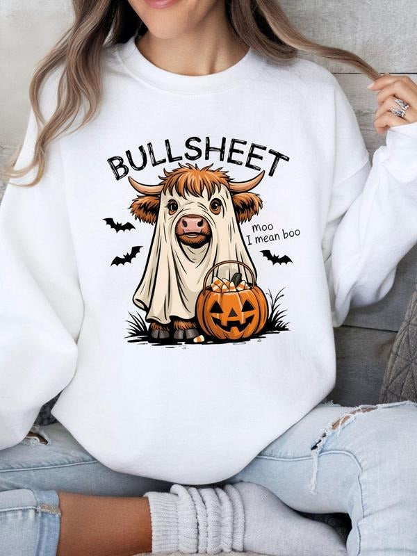 Halloween Ghost Cow T-shirt, trick or treat shirt, Ghost Cow sweater, Halloween atmosphere, women's oversized shirt...