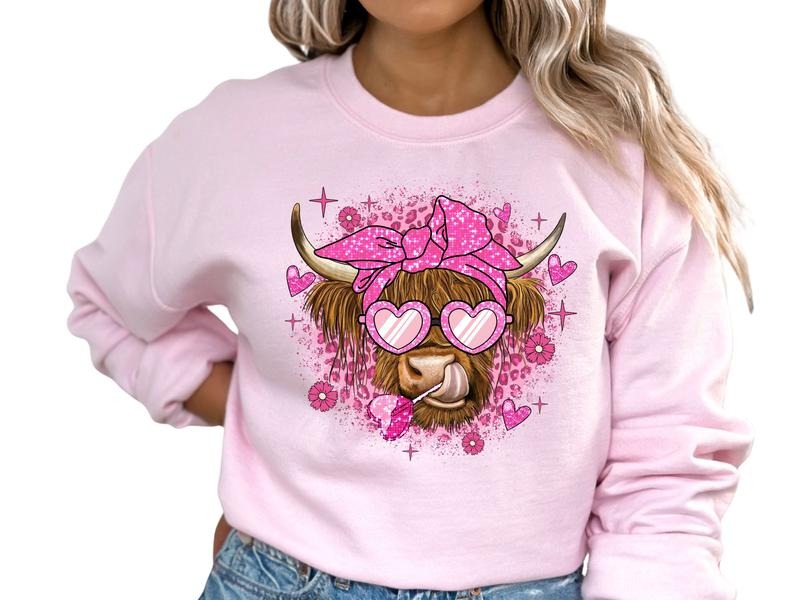Highland Cow Valentine's Day Women's Top & Sweatshirt T-Shirts, Hoodie | CiraTrend.com