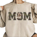 Hunting Mom Duck Camo Girl Retro T-Shirt Sweatshirt Hoodie Hunting Season National Day | CiraTrend.com