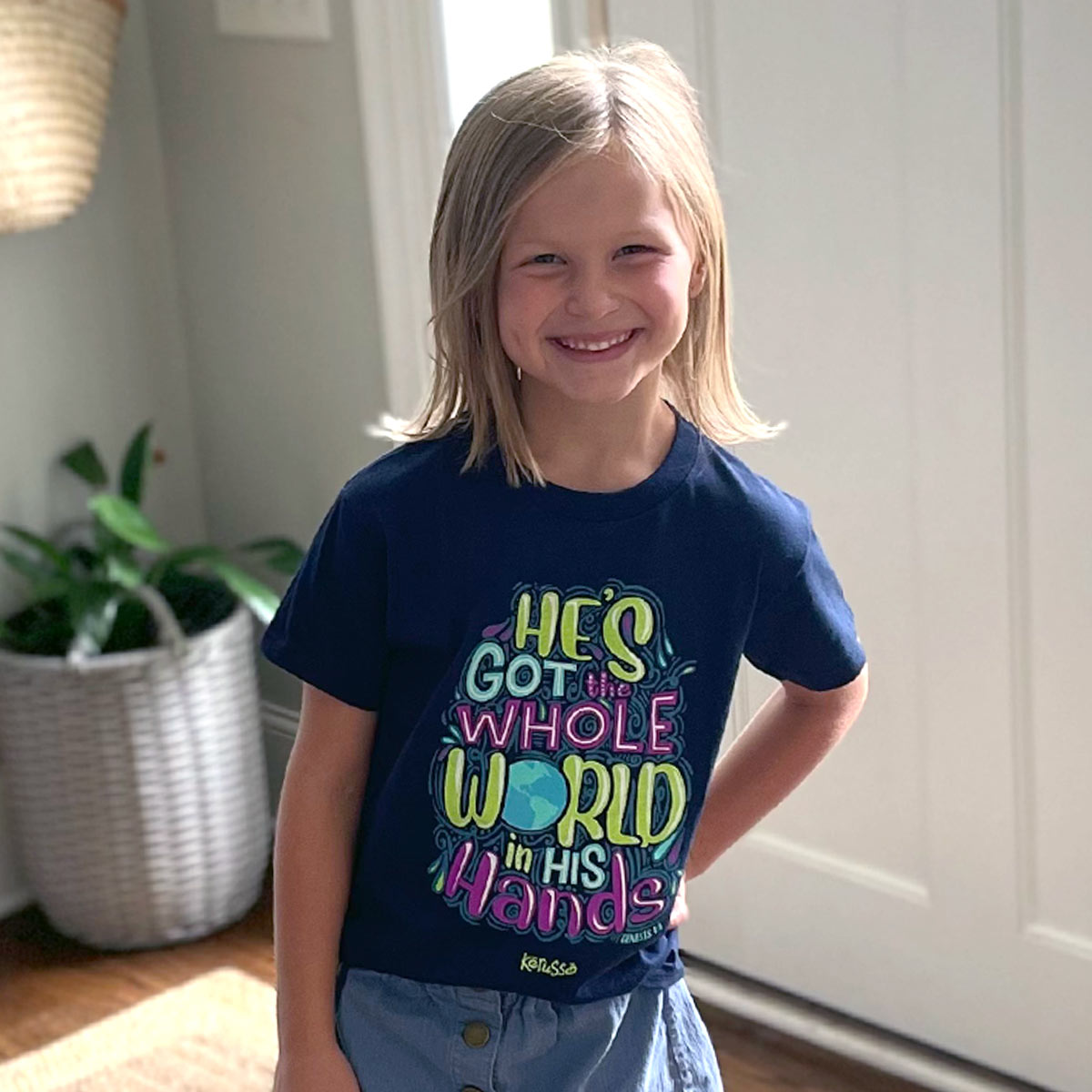 Kerusso Kids T-Shirt He's Got The Whole World In His Hands Hoodie, Sweatshirt | CiraTrend.com (Image 4)