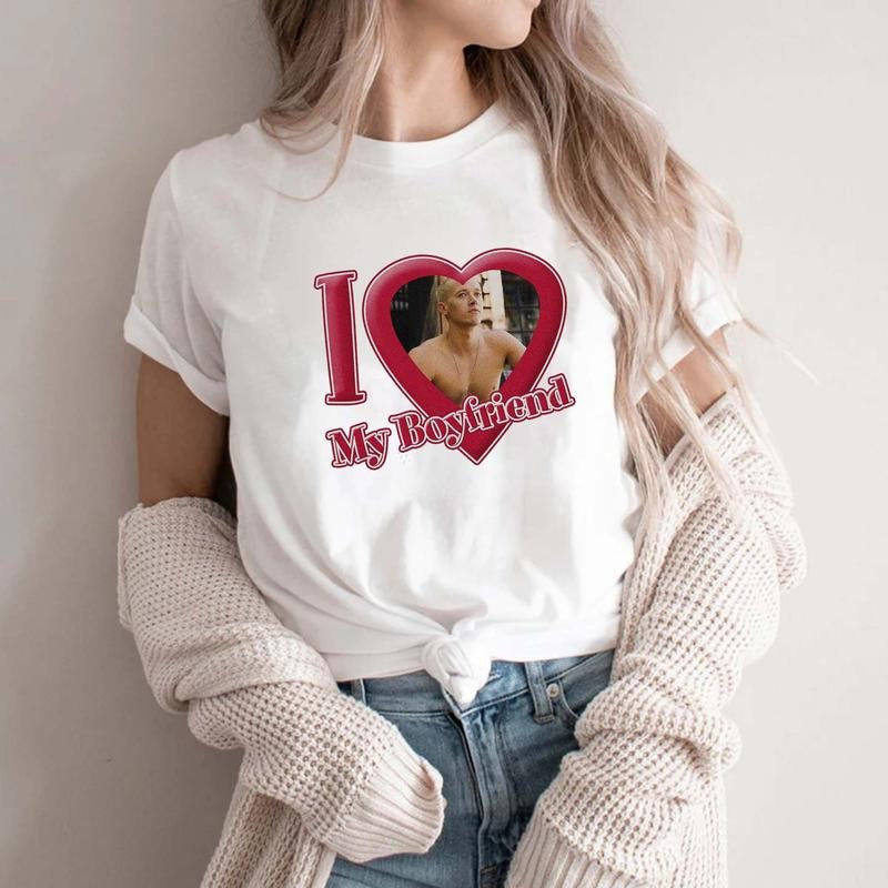Love Snow T-Shirt Sweatshirt Hoodie Unisex | CiraTrend.com