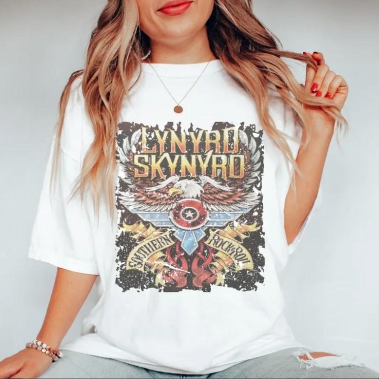 Lynyrd Skynyrd Tshirt Free Bird Shirt Rock Shirt Retro Band Tee 80s band tee Hoodie, Sweatshirt | CiraTrend.com