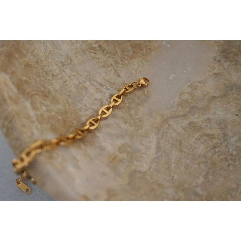 MIA BRACELET T-Shirts, Hoodie, Sweatshirt | CiraTrend.com