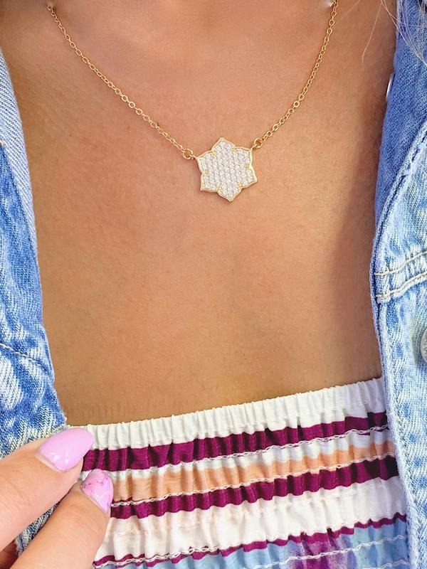 Magnolia Pave Necklace T-Shirts, Hoodie, Sweatshirt | CiraTrend.com