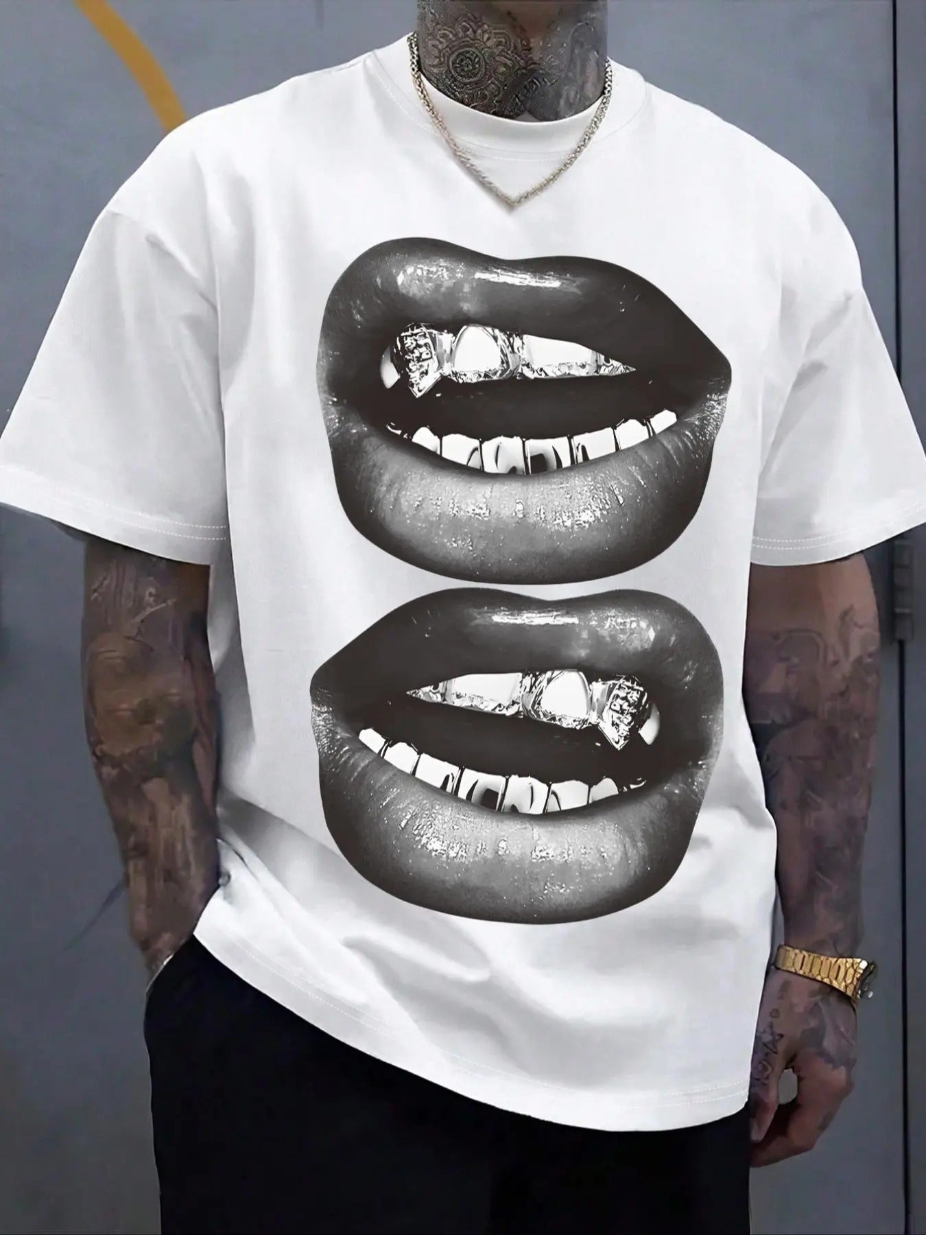 Men's Regular Fit Lip Print Drop Shoulder Graphic Tee, Casual Comfy Short Sleeve Round Neck T-shirt for Summer, Fashion...