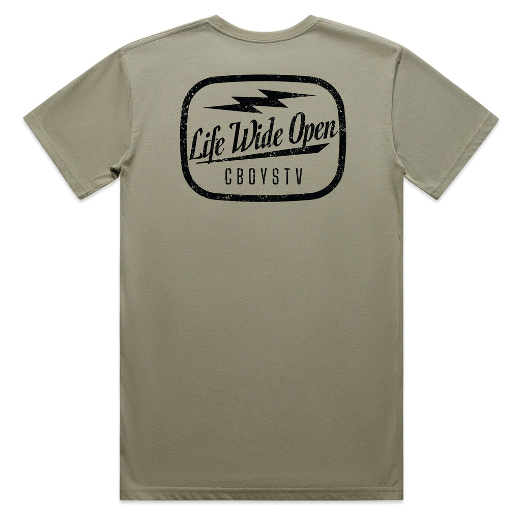 Milwaukee Tee Hoodie, Sweatshirt | CiraTrend.com (Image 1)