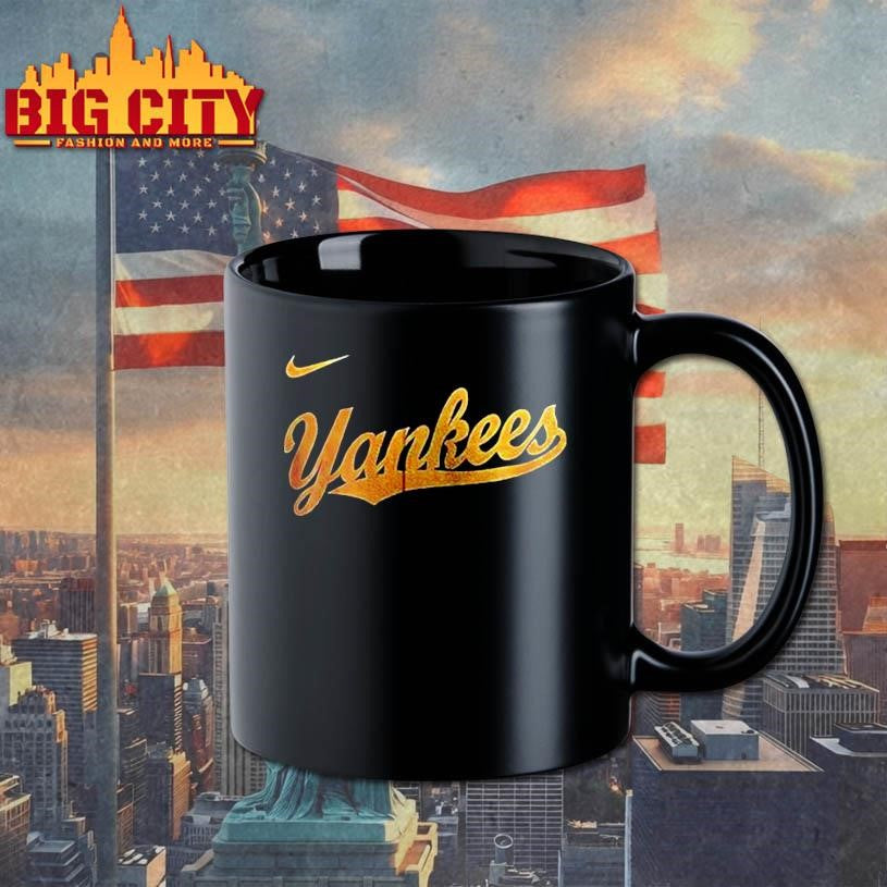 New York Yankees Hamilton Yankees All Rise Logo Shirt