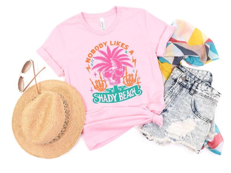 Nobody LIkes A Salthy Beach T-Shirt Hoodie, Sweatshirt | CiraTrend.com