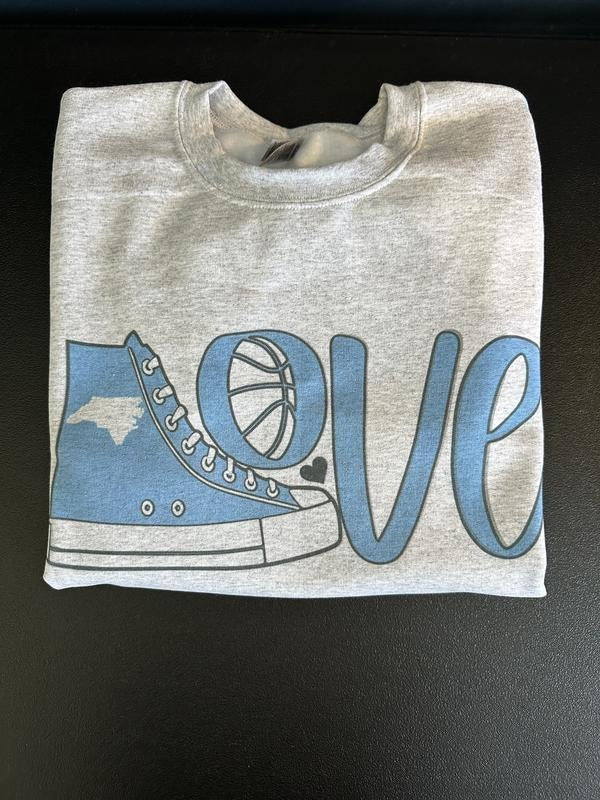 North Carolina Basketball Love Sweatshirt T-Shirts, Hoodie | CiraTrend.com