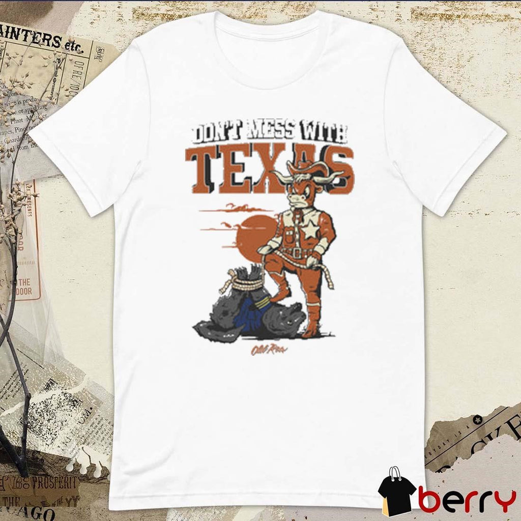 Don’t Mess With Texas Longhorns Football Pocket Painting t-shirt