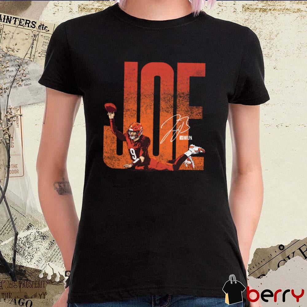 Joe Burrow Cincinnati Bengals NFL TD Pass Signature Vintage Painting t-shirt