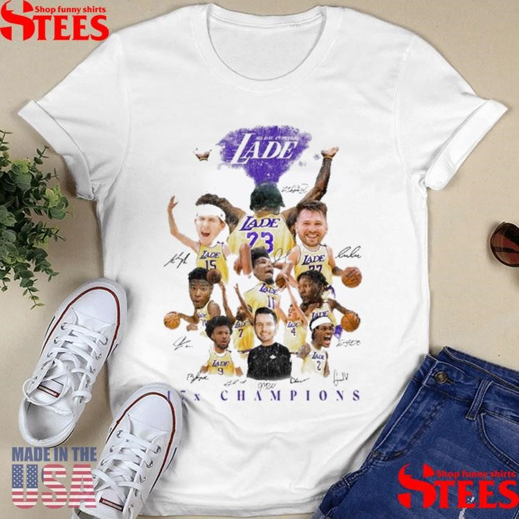 Lade 17 X Champions 2025 Shirt
