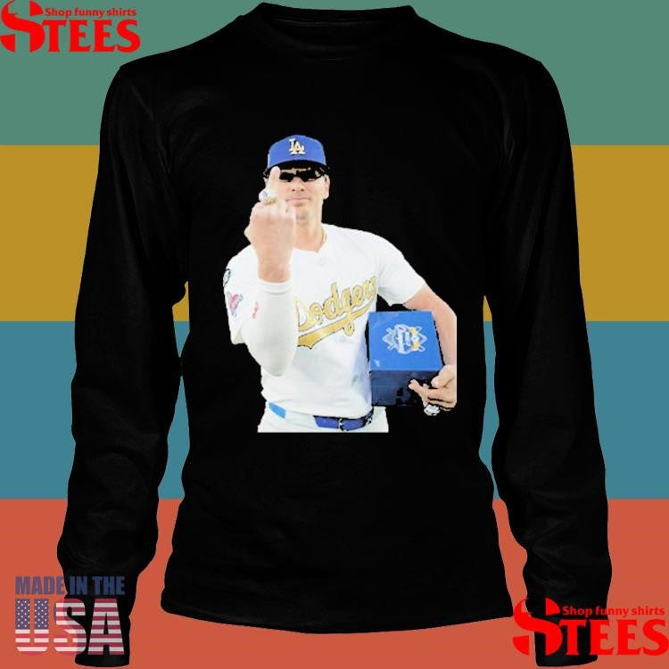 Los Angeles Dodgers Kike Hernandez Ring Middle Finger Shirts