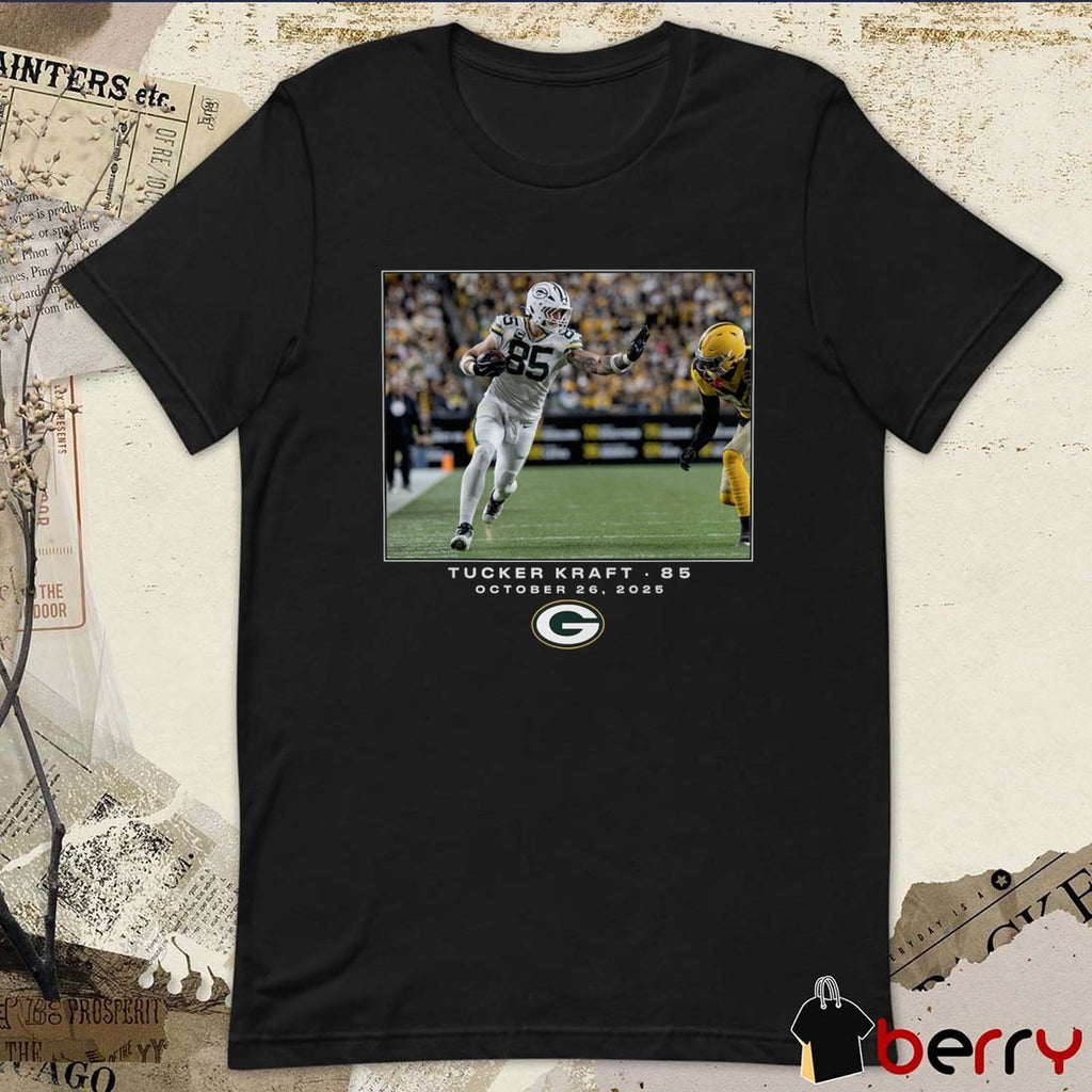 Tucker Kraft Green Bay Packers NFL Flash Features Week 8 October 26 2025 t-shirt