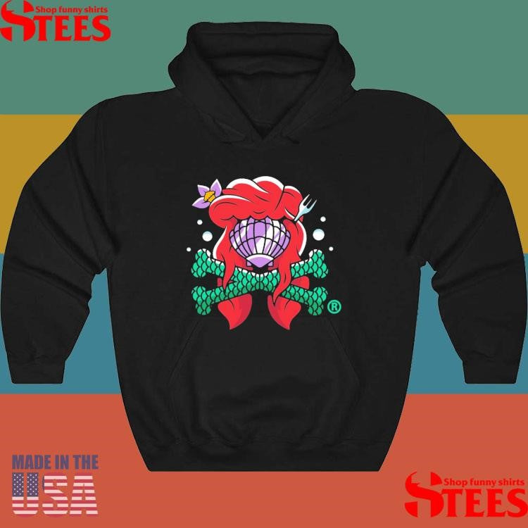 Under The Sea Crossbones T-shirts