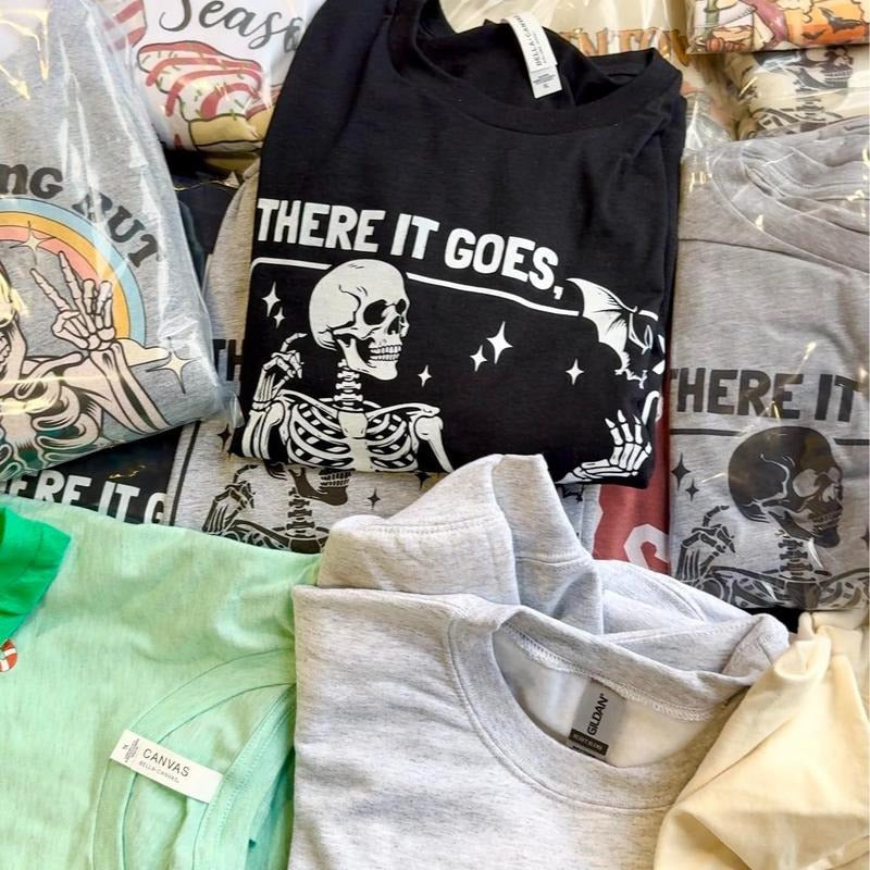 Overstock Comfort Colors T-Shirts and Sweatshirts, Discounted Items Hoodie | CiraTrend.com