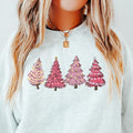 PINK CHRISTMAS TREE CREWNECK (Crewneck Sweatshirt, Unisex Fit, Causal Sweatshirt for Christmas, Christmas Holiday...