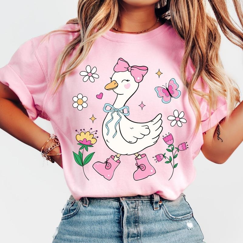 Pink Coquette Goose Shirt, Mama Goose, Spring Floral Goose T-Shirt, Coquette Bow Girl Funny Animal Tee Hoodie, Sweatshirt