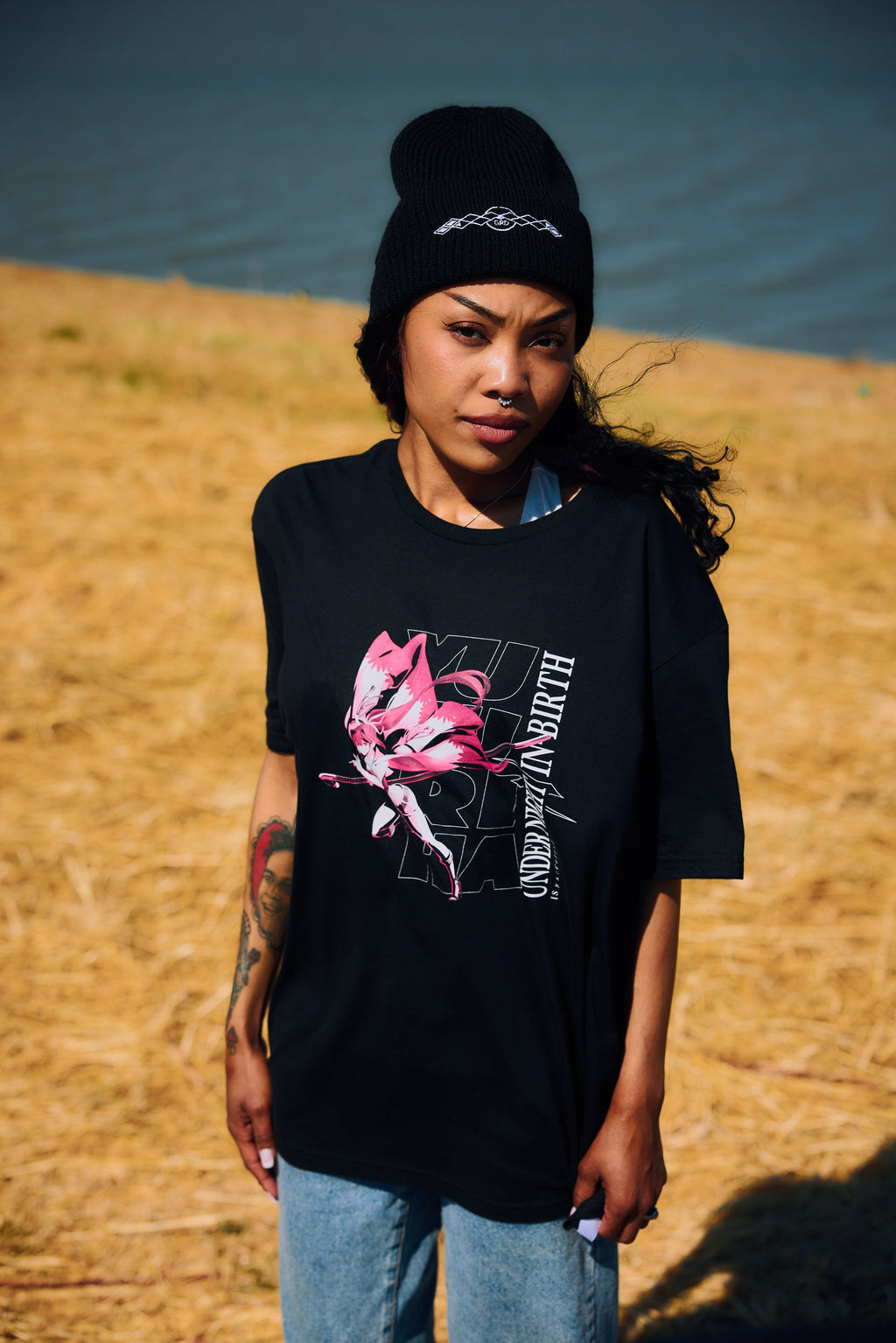 UNDER NIGHT IN-BIRTH - 'Yuzuriha' T-Shirt - Black Hoodie, Sweatshirt | CiraTrend.com (Image 1)