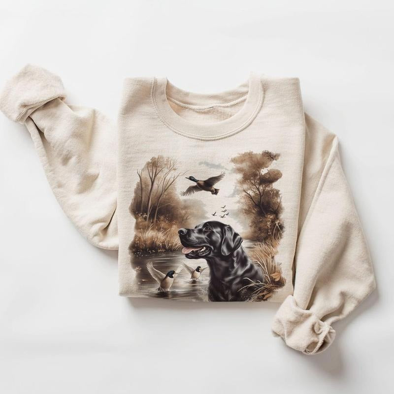 Retro Black Lab Mallard Ducks Sweatshirt 90s Vintage Labrador Retriever Hunting Duck Cotton Pullover T-Shirts, Hoodie